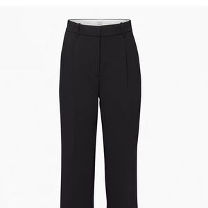 Aritzia Effortless Pants - Short Length - NEW!!